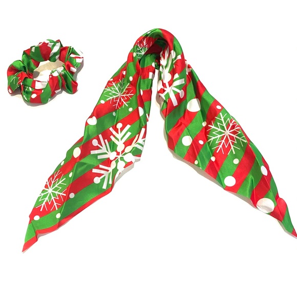 Christmas Holiday Scarf Scrunchie Ponytail Holder 2 in 1 Snowflakes - Picture 3 of 5